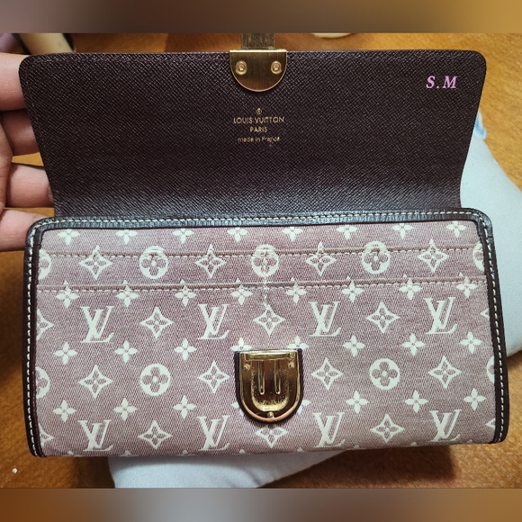 Authentic Louis Vuitton Monogram Idylle Pattern Sarah Wallet ( Mini Lin) - Picture 3 of 14